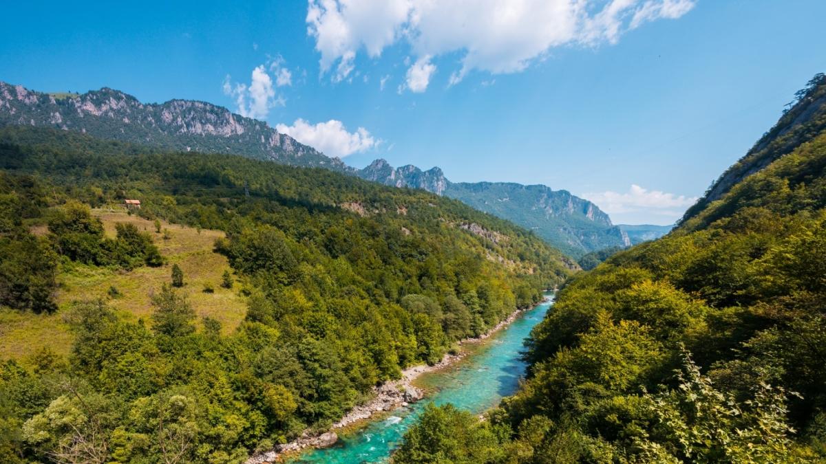 Vrbas: Rijeka Priče i Kanjon Adrenalina